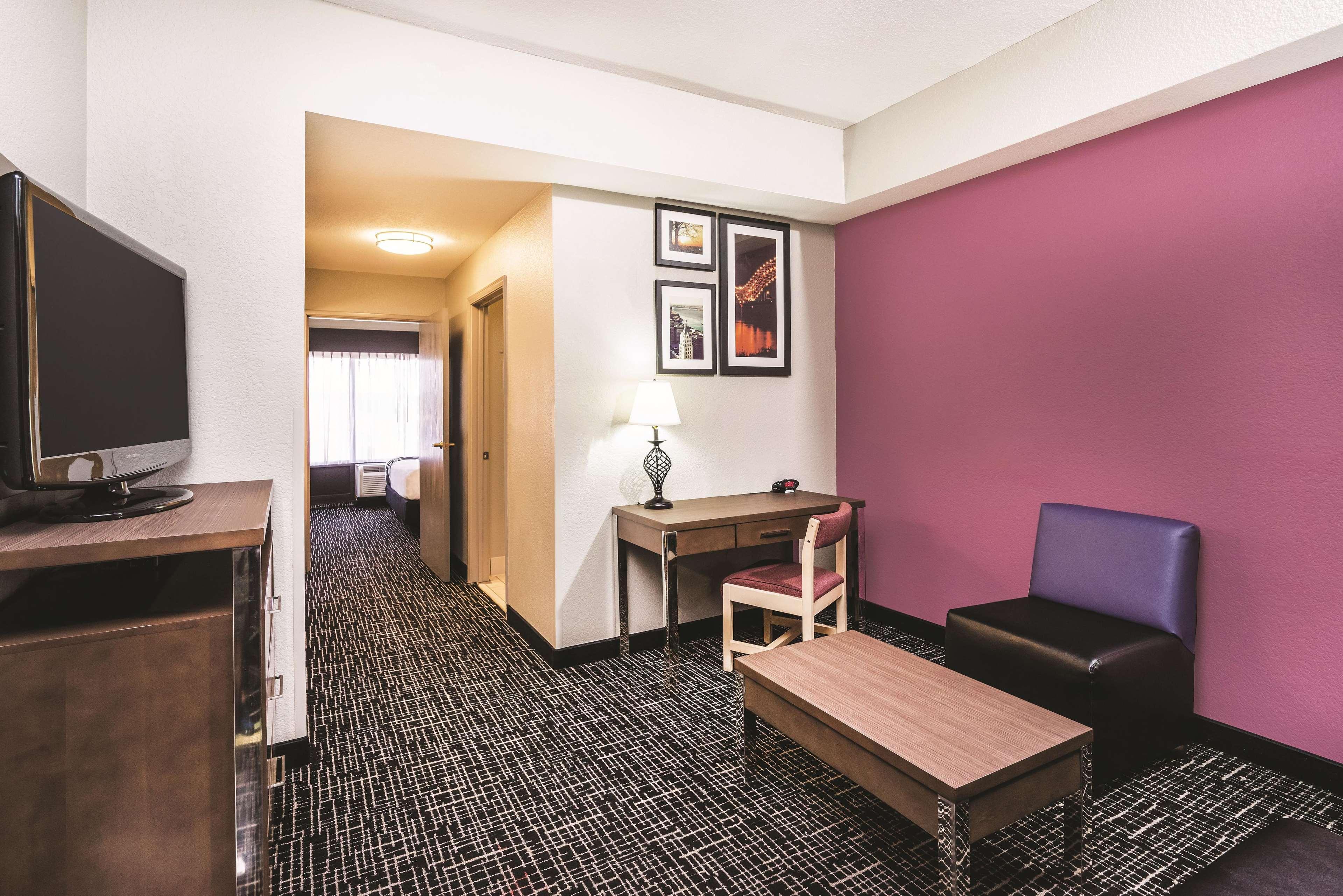 Hotel Wingate By Wyndham East Memphis